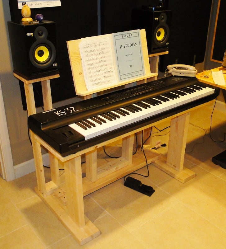 Recording Studio Stuff: Diy Keyboard Desk/stand Recording Studio Stuff: Diy Keyboard Desk/stand