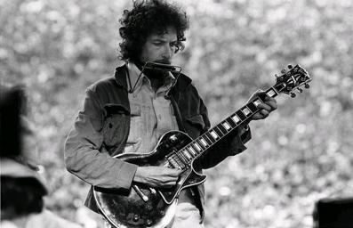 Image:Bob dylan mittelalt.jpg
