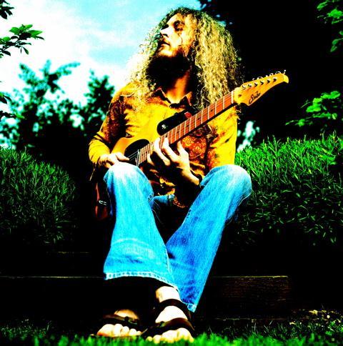Image:Guthrie Govan 1 reupload.jpg