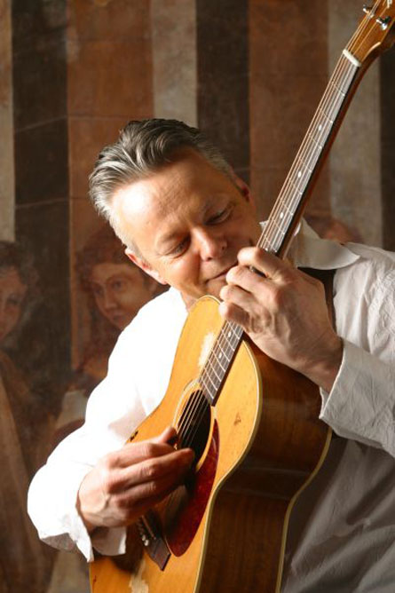 Image:Tommy-Emmanuel1.jpg