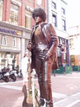 Image:Lynottstatue.jpg