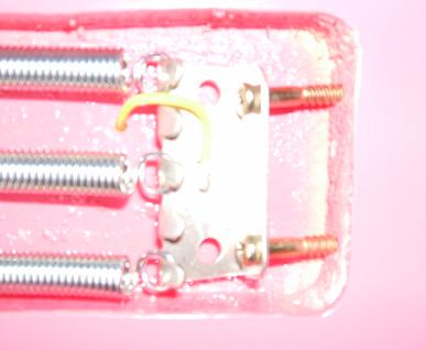 Image:Tremolo earth wire.JPG