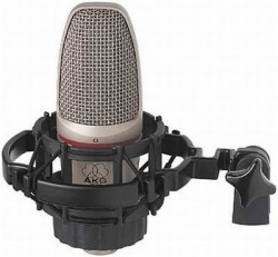 The AKG C3000